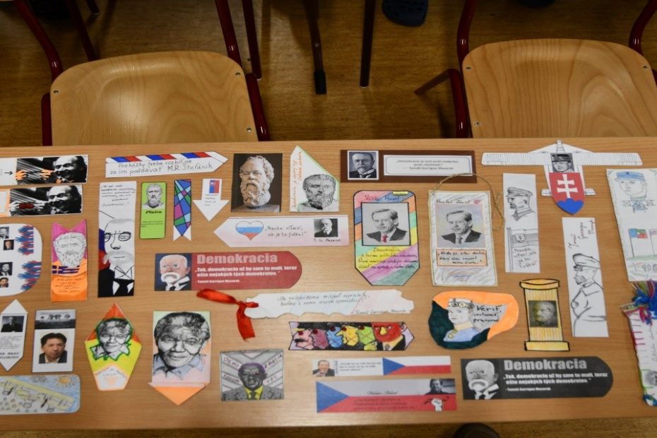 Záložka do knihy spája slovenské školy banner