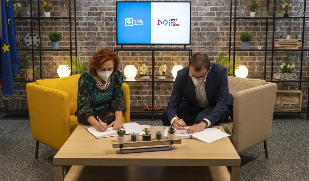 FIRST LEGO League Slovensko podpis memoranda
