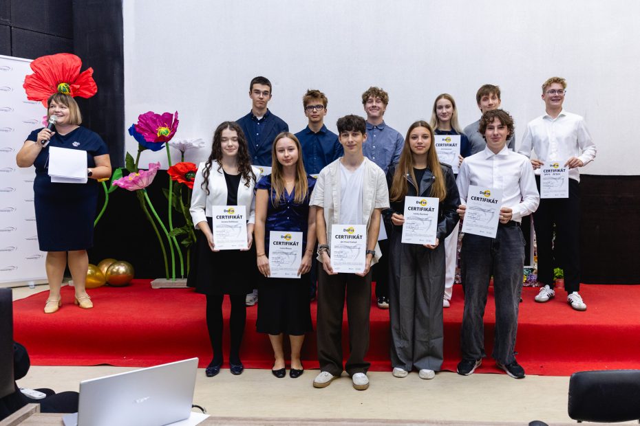 Zobraziť článok Oceňovanie bronzových a strieborných DofE účastníkov a žiakov zapojených do programu DoFin na SPŠE Hálova