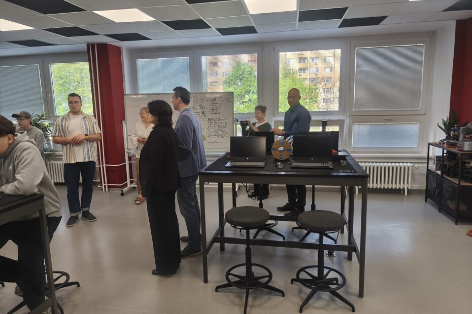 Zobraziť článok Spoločne za kvalitou: Peer Review ako cesta k zlepšeniu školy